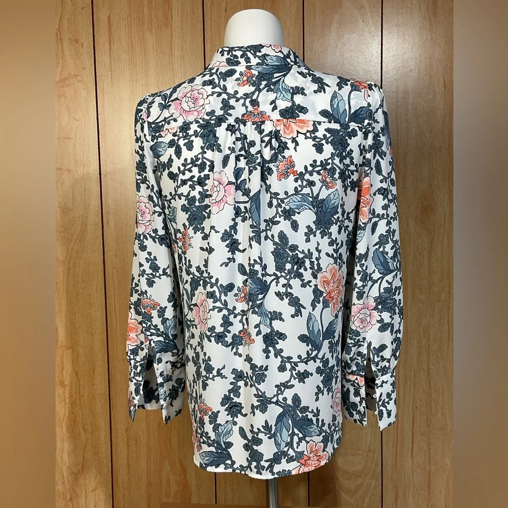 Tahari White Button-Down Blouse with Coral & Slate Floral Print SZ - L - Picture 3 of 6